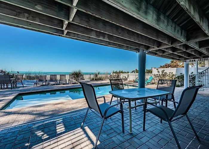 Gulf-front On The Apartment *