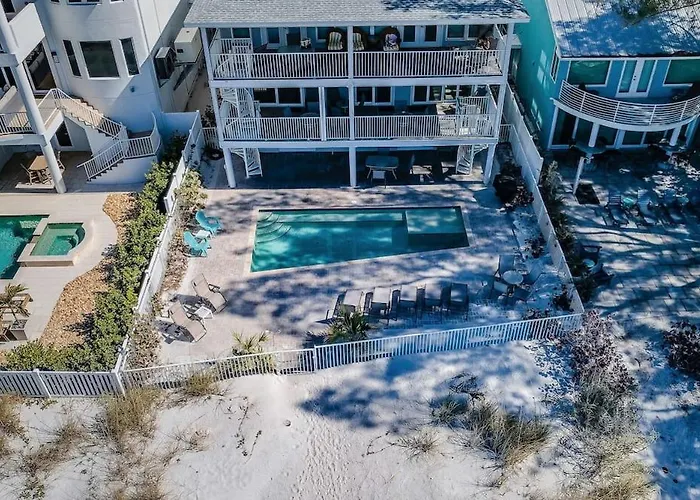 Gulf-front On The Apartment